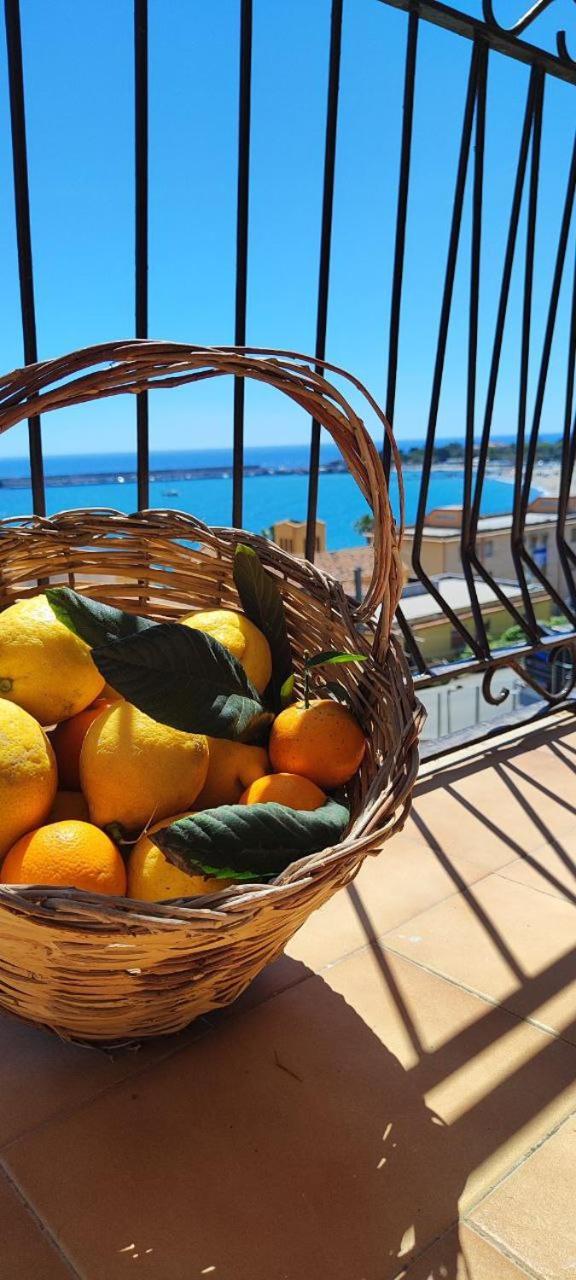 Apartmán A Casa Dei Nonni Giardini Naxos Exteriér fotografie
