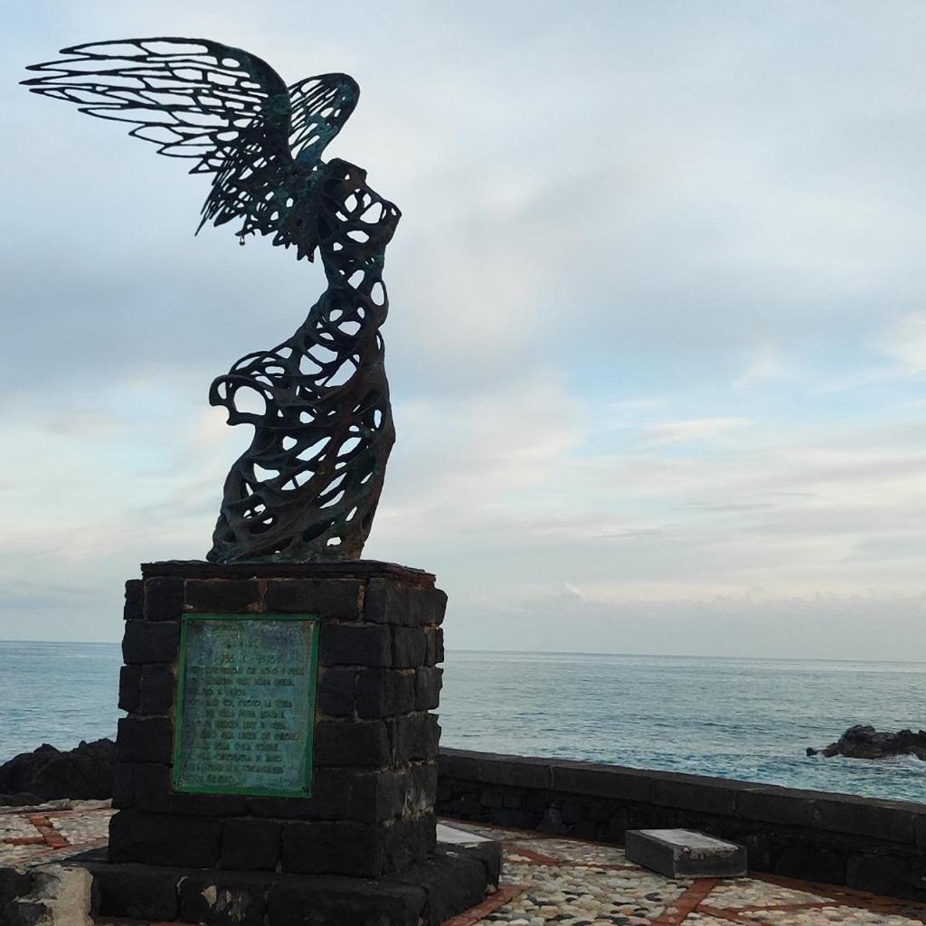 Apartmán A Casa Dei Nonni Giardini Naxos Exteriér fotografie